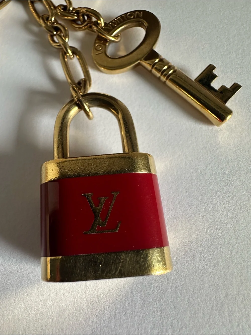 Authentic Louis Vuitton Red Enamel Lock Key Bag Charm Keychain Full Set